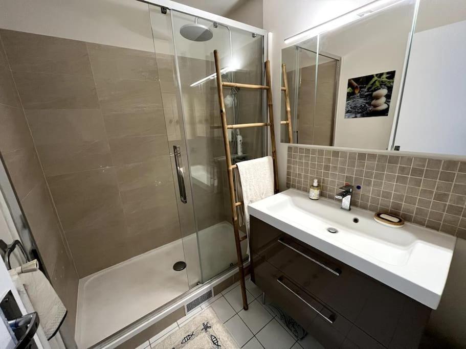 Superbe Appartement Avec Belle Vue Jardin Párizs Kültér fotó